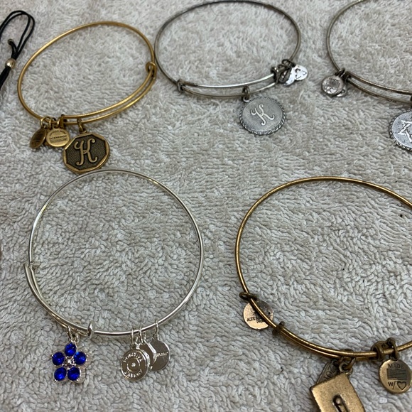 Alex And Ani Lot Of 10 Bangles 1 Cord - Picture 4 of 16